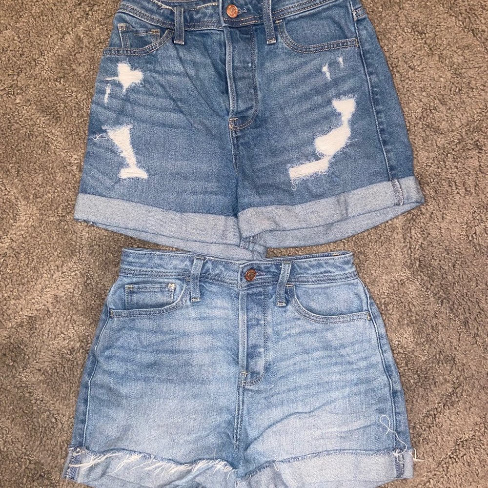 HOLLISTER JEAN SHORTS (size 0) 2 pair
